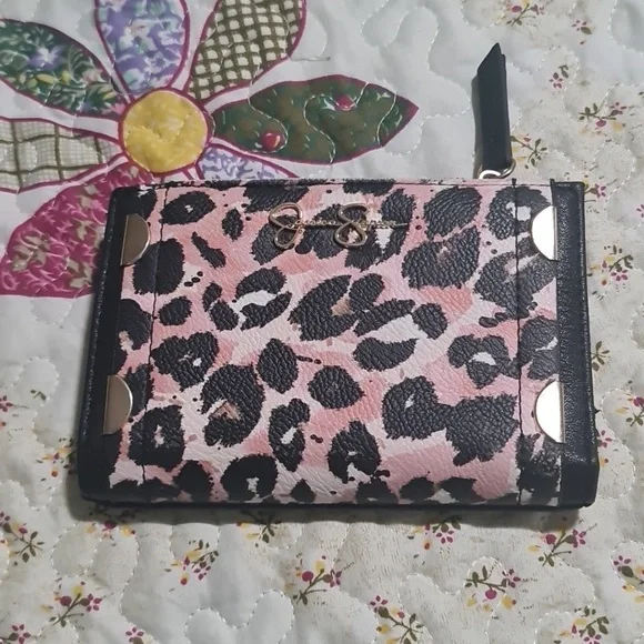 Wallet - Picture 1 of 2